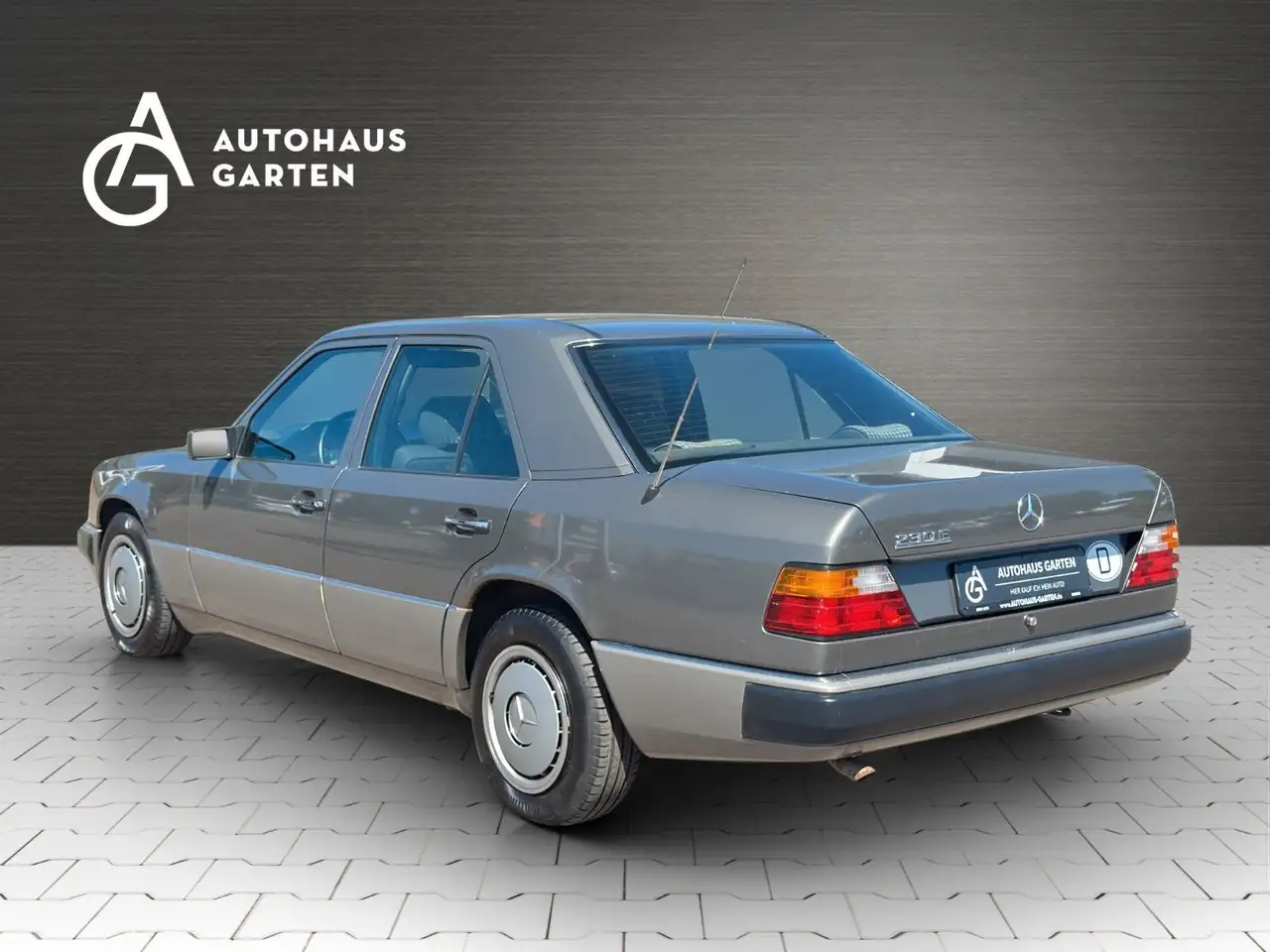 Mercedes-Benz 230 E lim. 2.Hand Klima Schiebedach 5-Gang, foto 3