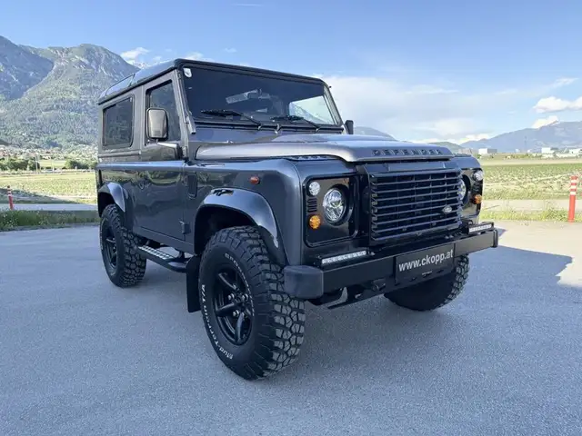 Land Rover Defender 90'' Station Wagon SE 2,2 Ansicht 5