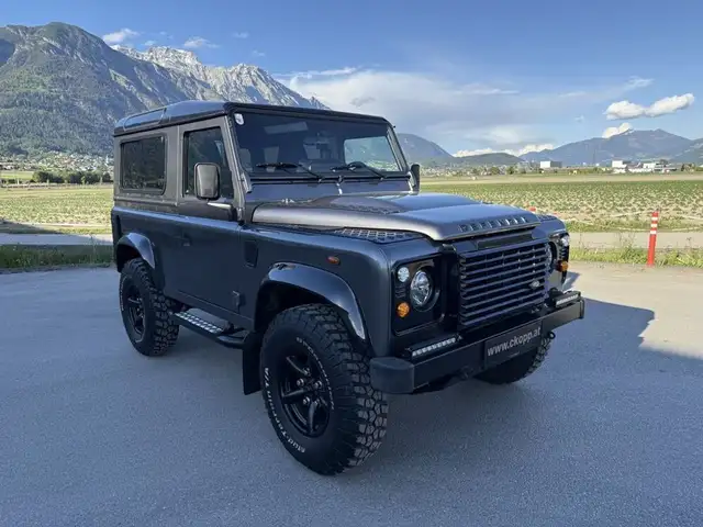 Land Rover Defender 90'' Station Wagon SE 2,2 Ansicht 4