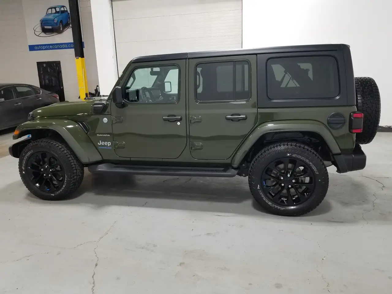 Jeep Wrangler photo Jeep Wrangler