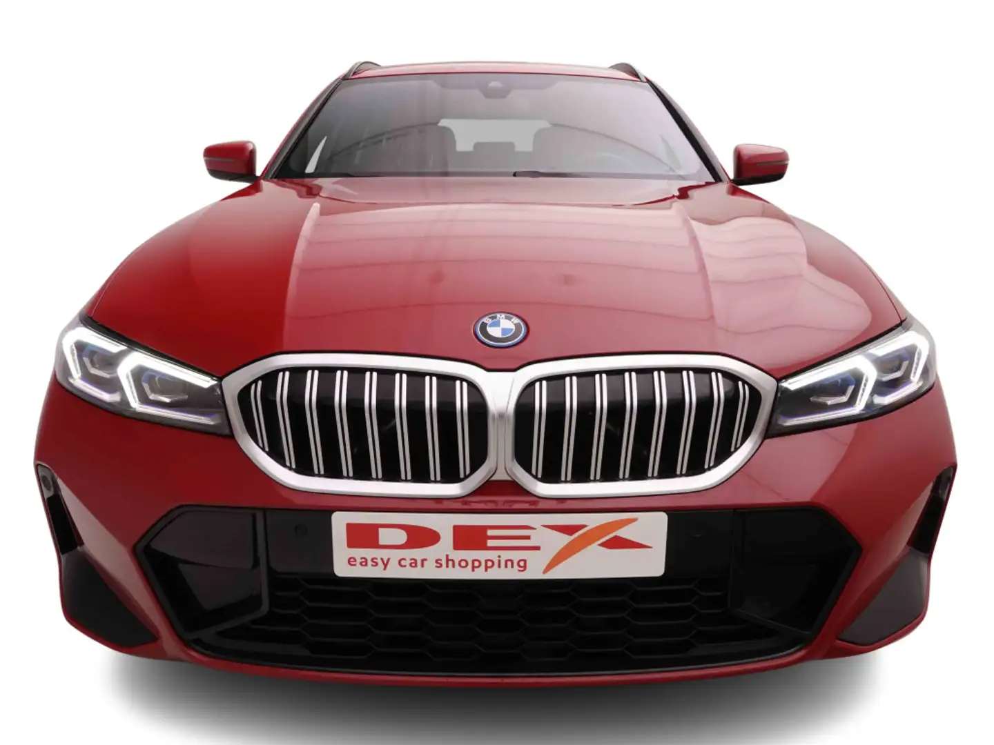 BMW 330e Touring 292 PHEV M-Pack + Leather + Live Cock Rood - 2