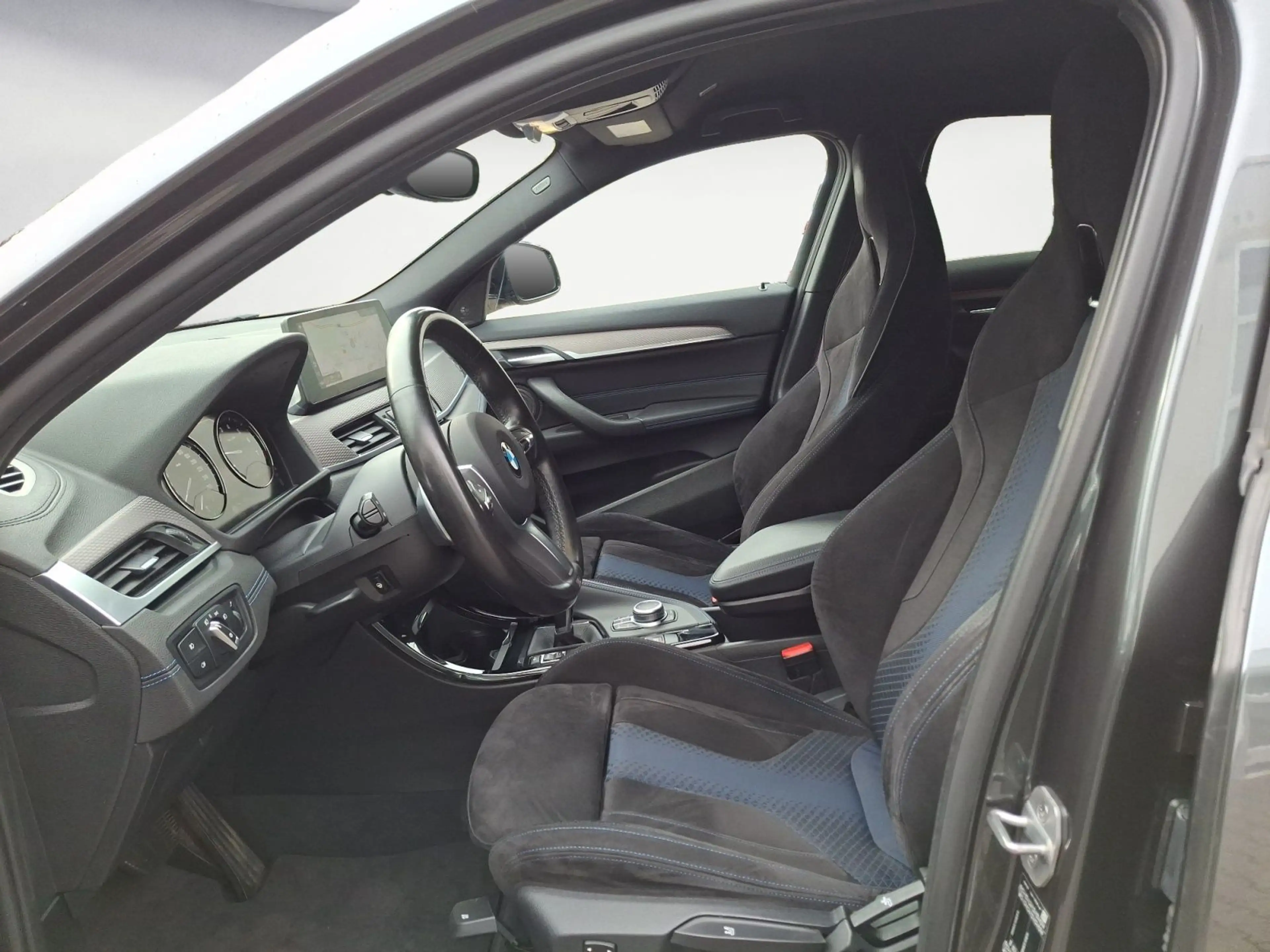BMW X2 M35i Steptronic Sport Sport Aut. EDC Head-Up — photo 12