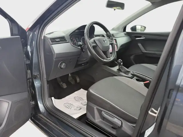 Seat Ibiza view 11