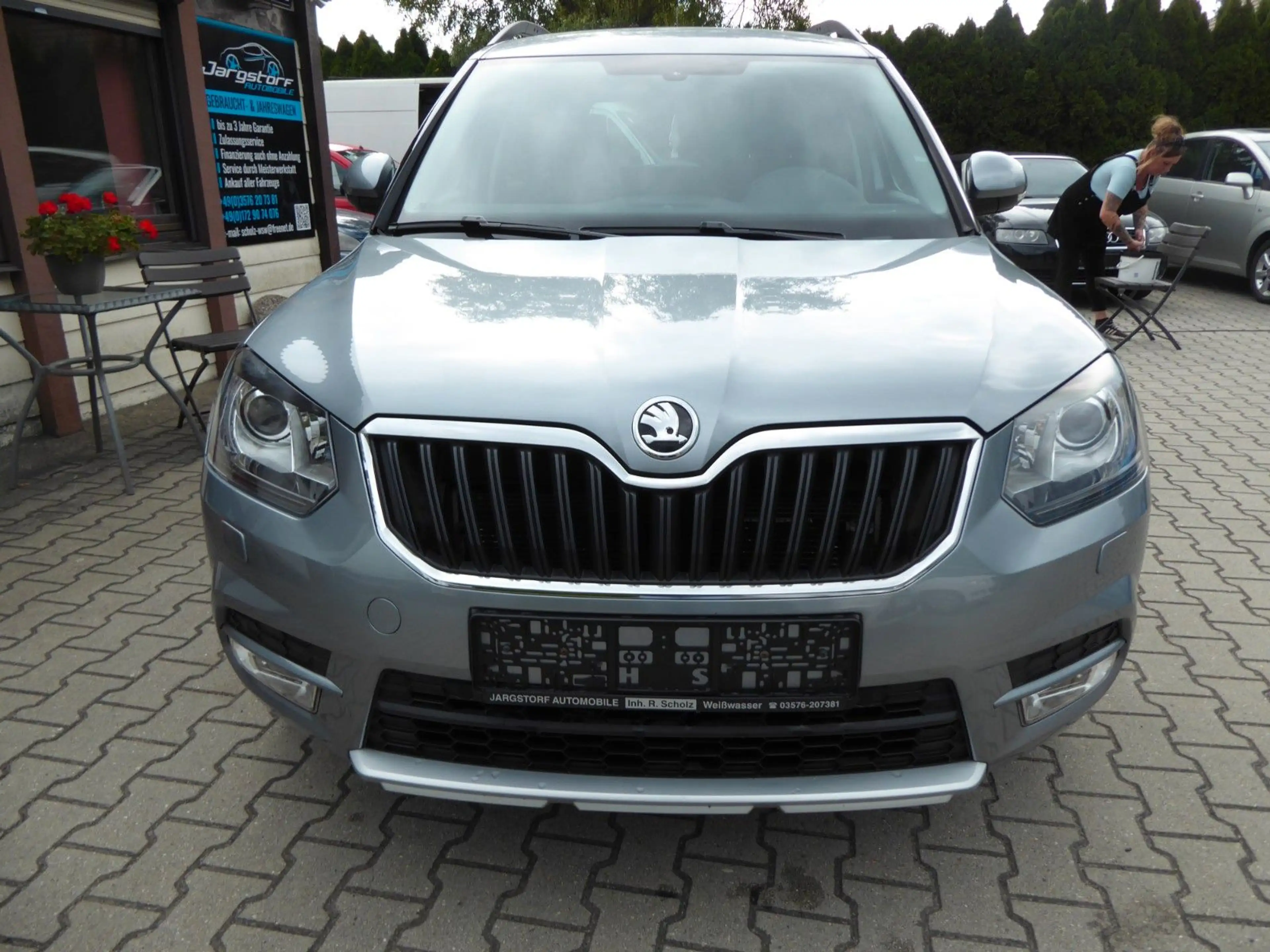 Skoda Yeti Joy Automatik/Alu 17"/Alcantara/Xenon/1Hand — photo 4