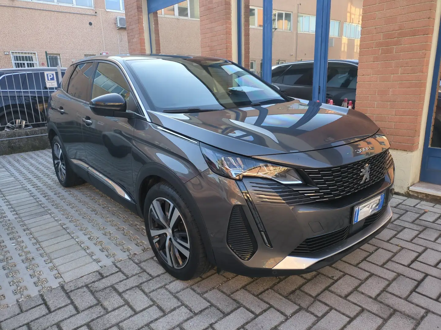 Peugeot 3008 1.5 bluehdi 131cv Allure Pack EAT8 Led*Pelle*Navi Grigio - 1