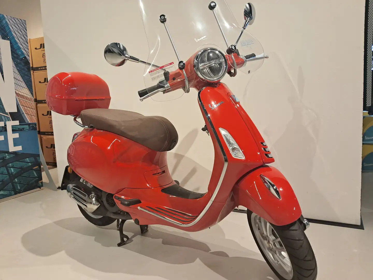 Vespa Primavera 150 3V Arancione - 2