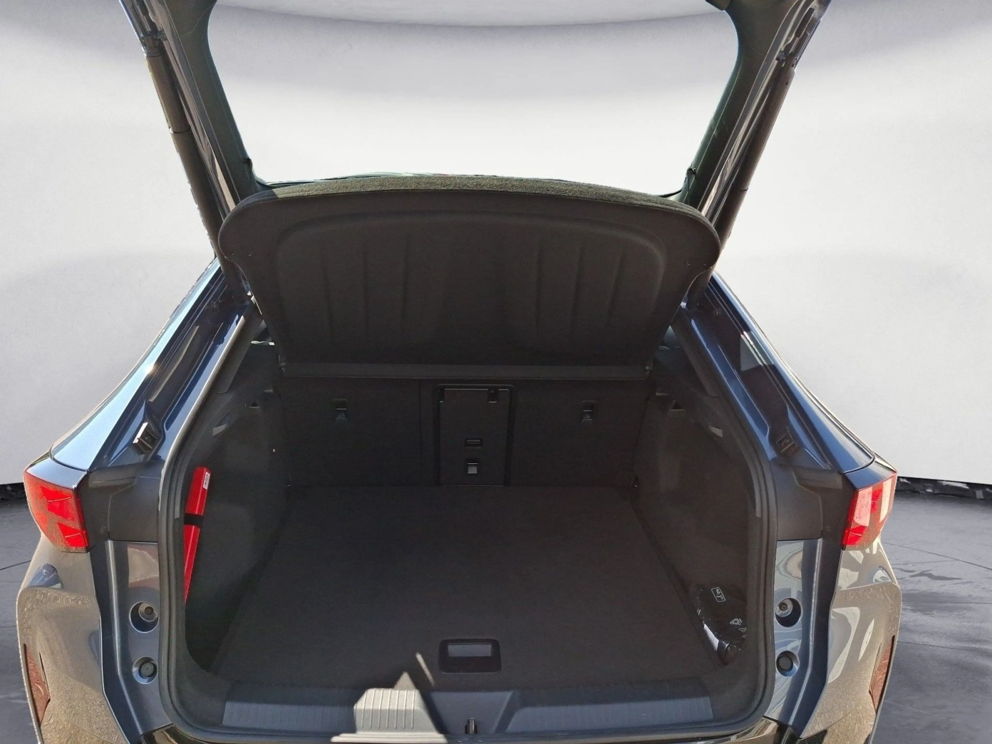 CUPRA Tavascan VZ Dual Extreme HUD Keyless MatrixLED G — photo 15