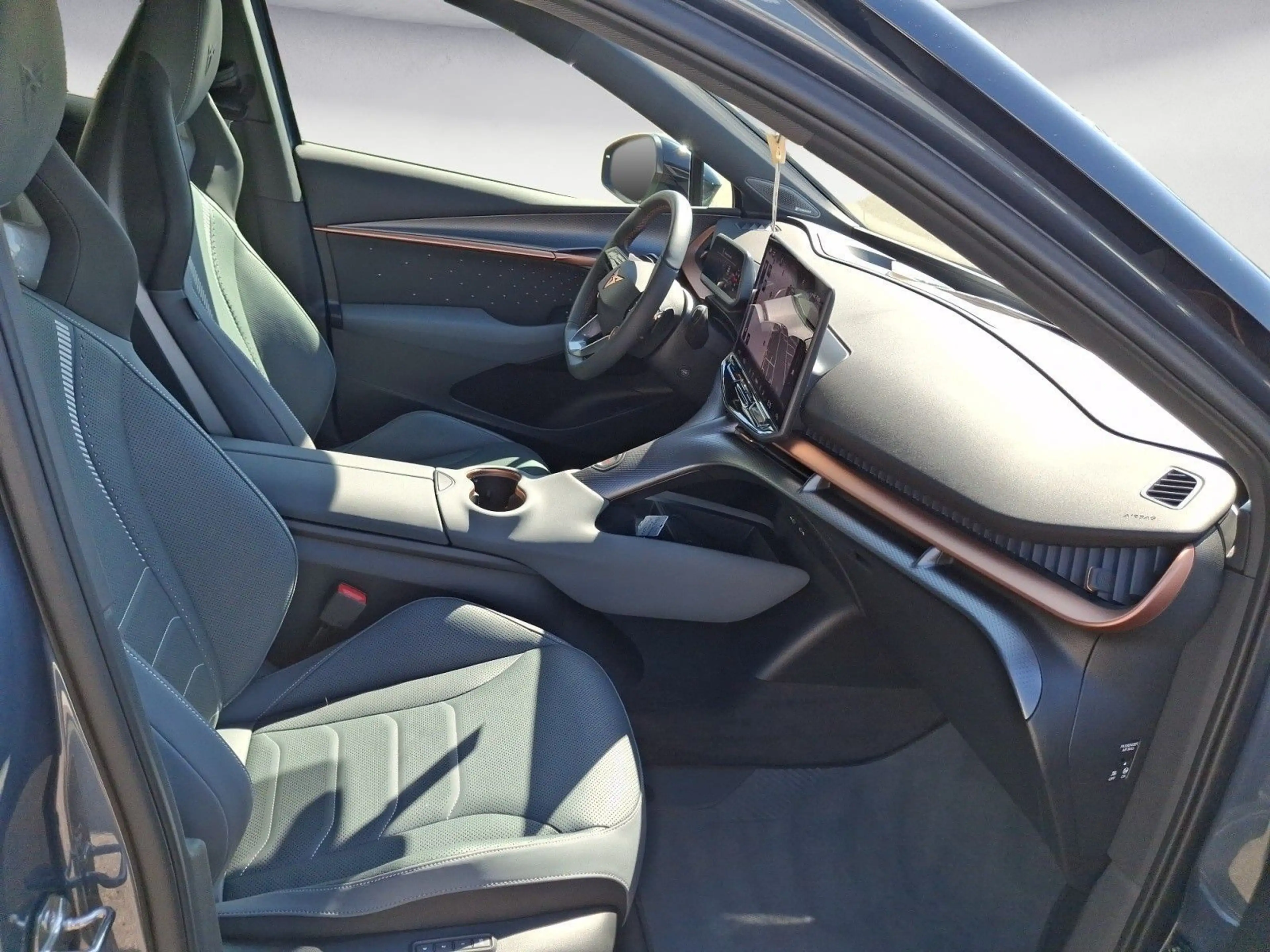 CUPRA Tavascan VZ Dual Extreme HUD Keyless MatrixLED G — photo 13