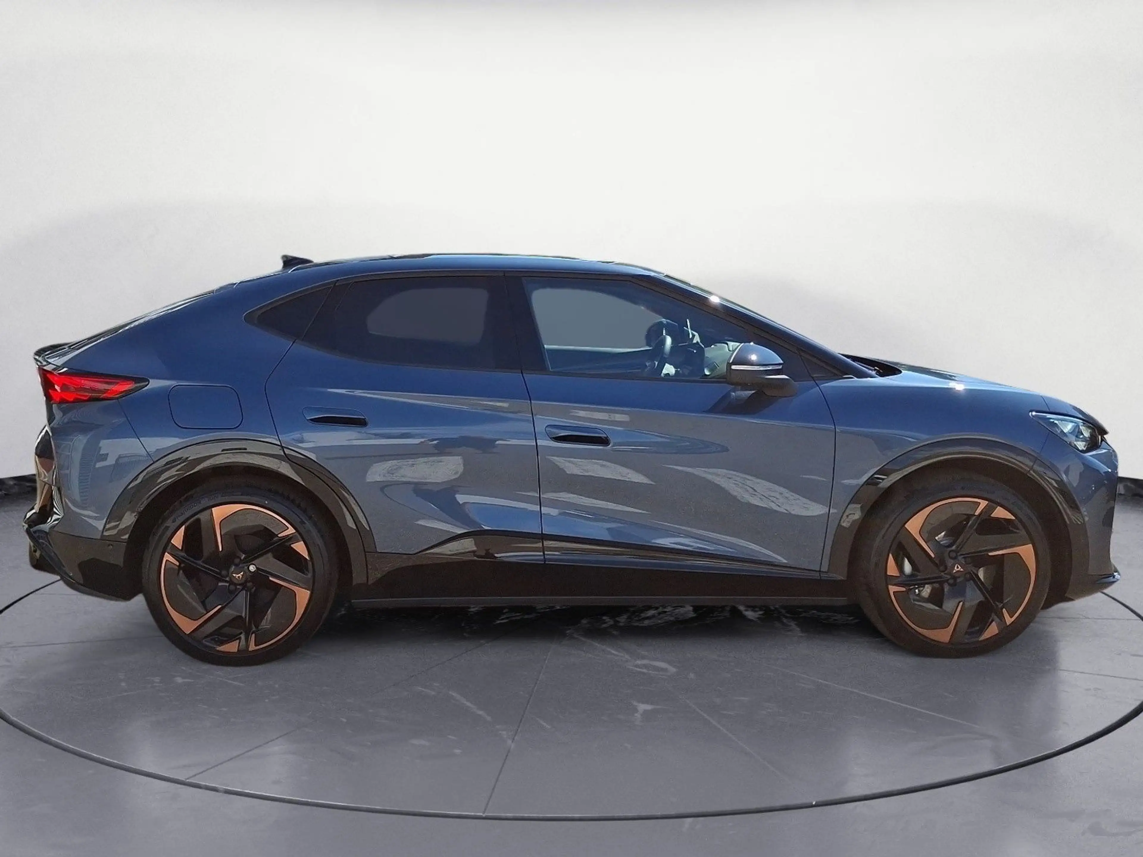 CUPRA Tavascan VZ Dual Extreme HUD Keyless MatrixLED G — photo 6
