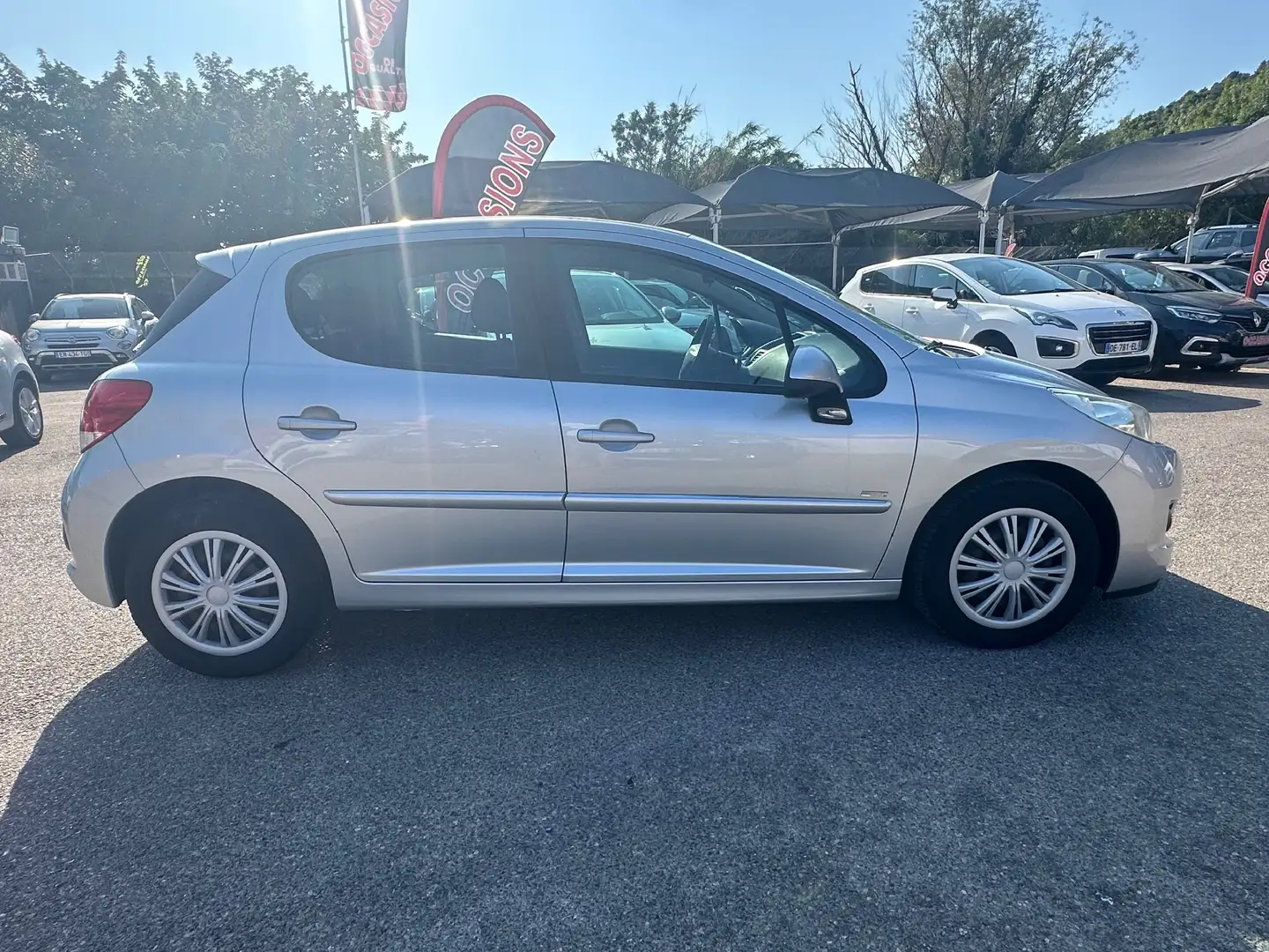 Peugeot 207 1.6 HDi 90ch 99g BLUE LION CLIM - 2