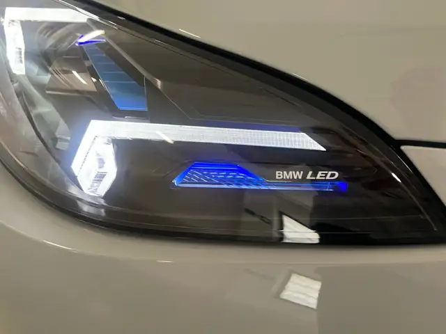 BMW 1 Series view 10