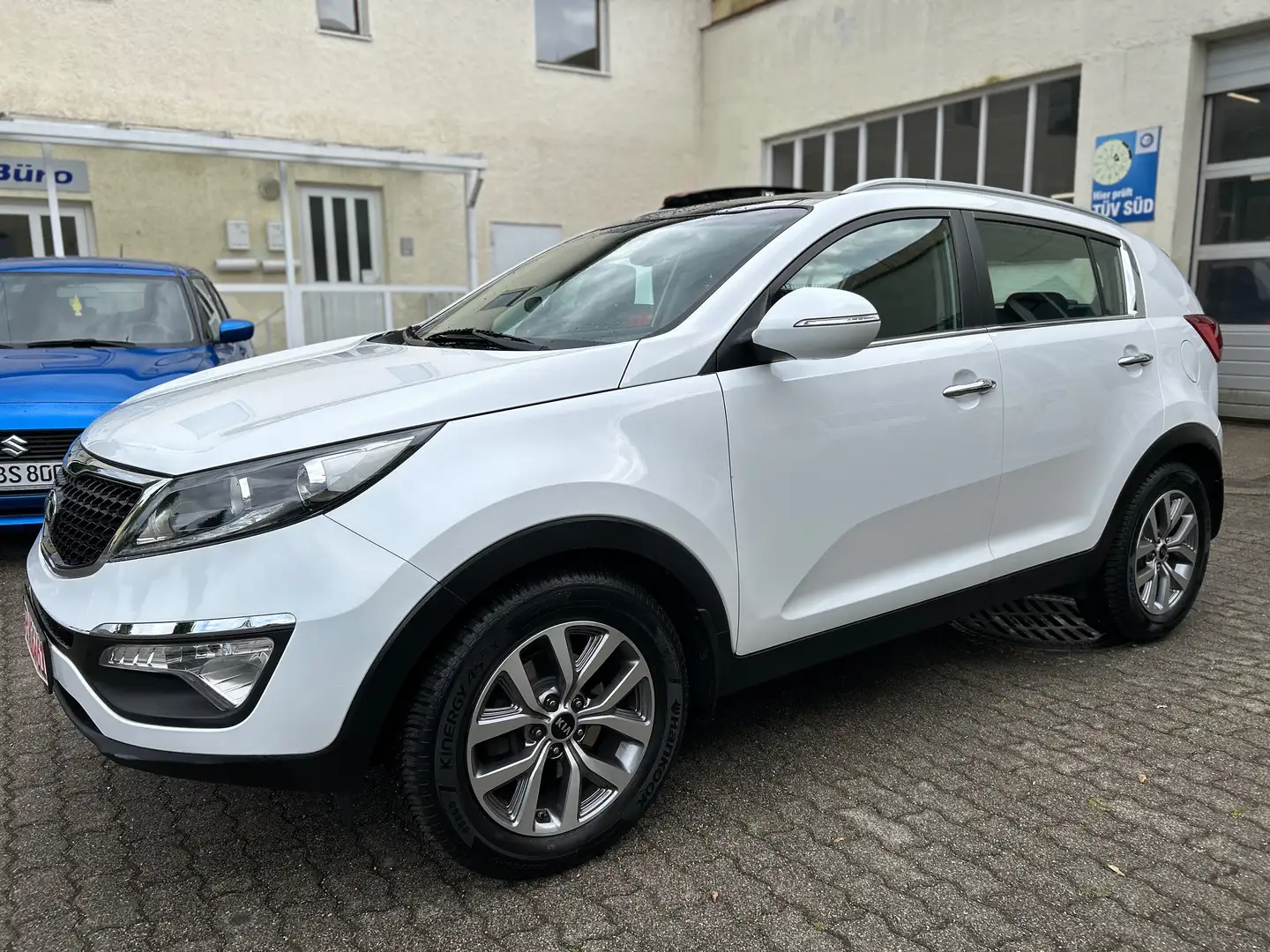 Kia Sportage 1,6 GDI Automatik ATG 43000KM Weiß - 1