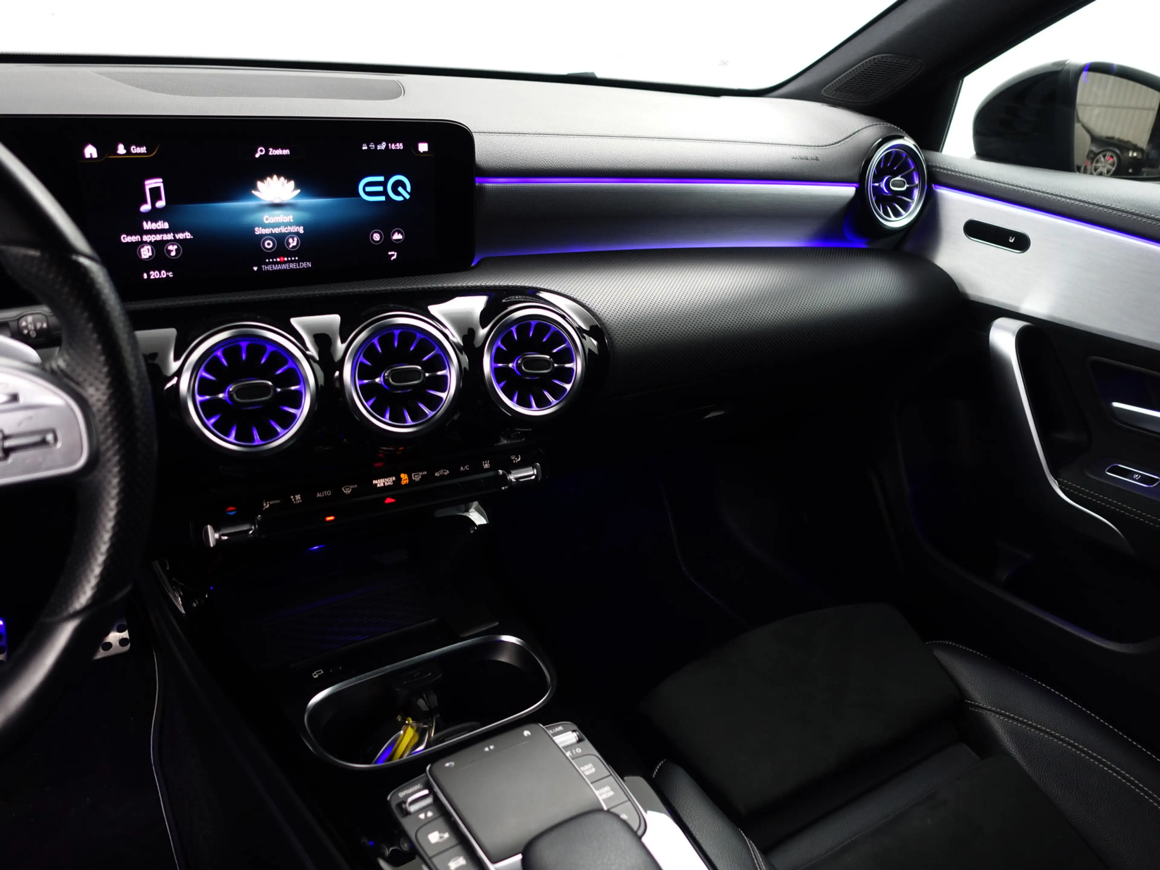 Mercedes-Benz A 250 e AMG Premium Plus Aut- Panoramadak, Sfeerverlicht — photo 9
