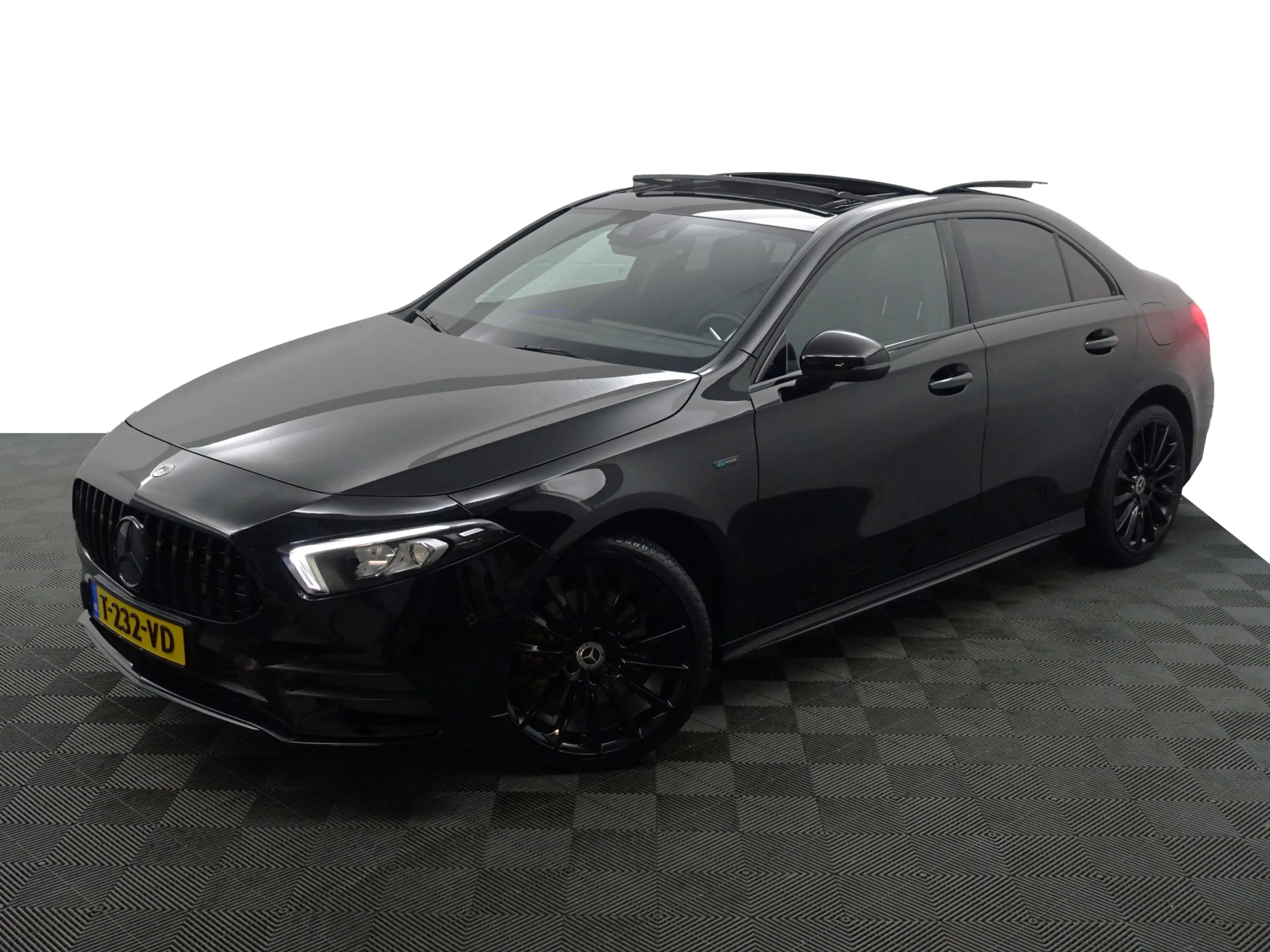 Mercedes-Benz A 250 e AMG Premium Plus Aut- Panoramadak, Sfeerverlicht — photo 5