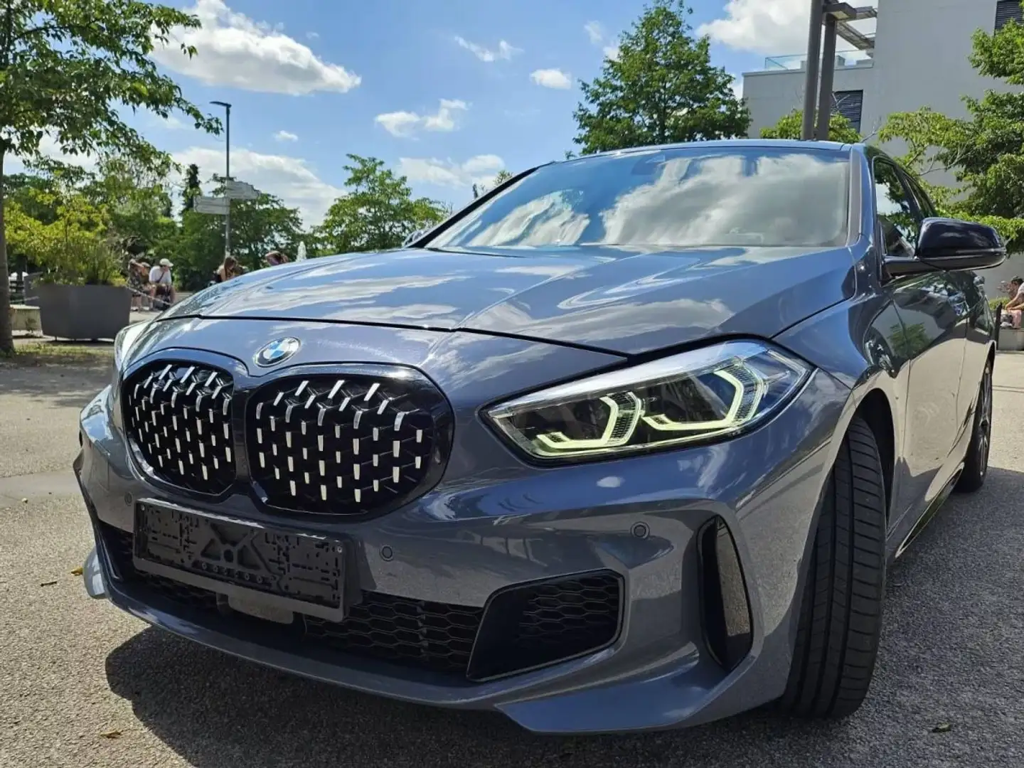 BMW 135 M135i i xDrive HUD CAM PANO H/K ASSIST CONFORT LED Gris - 1