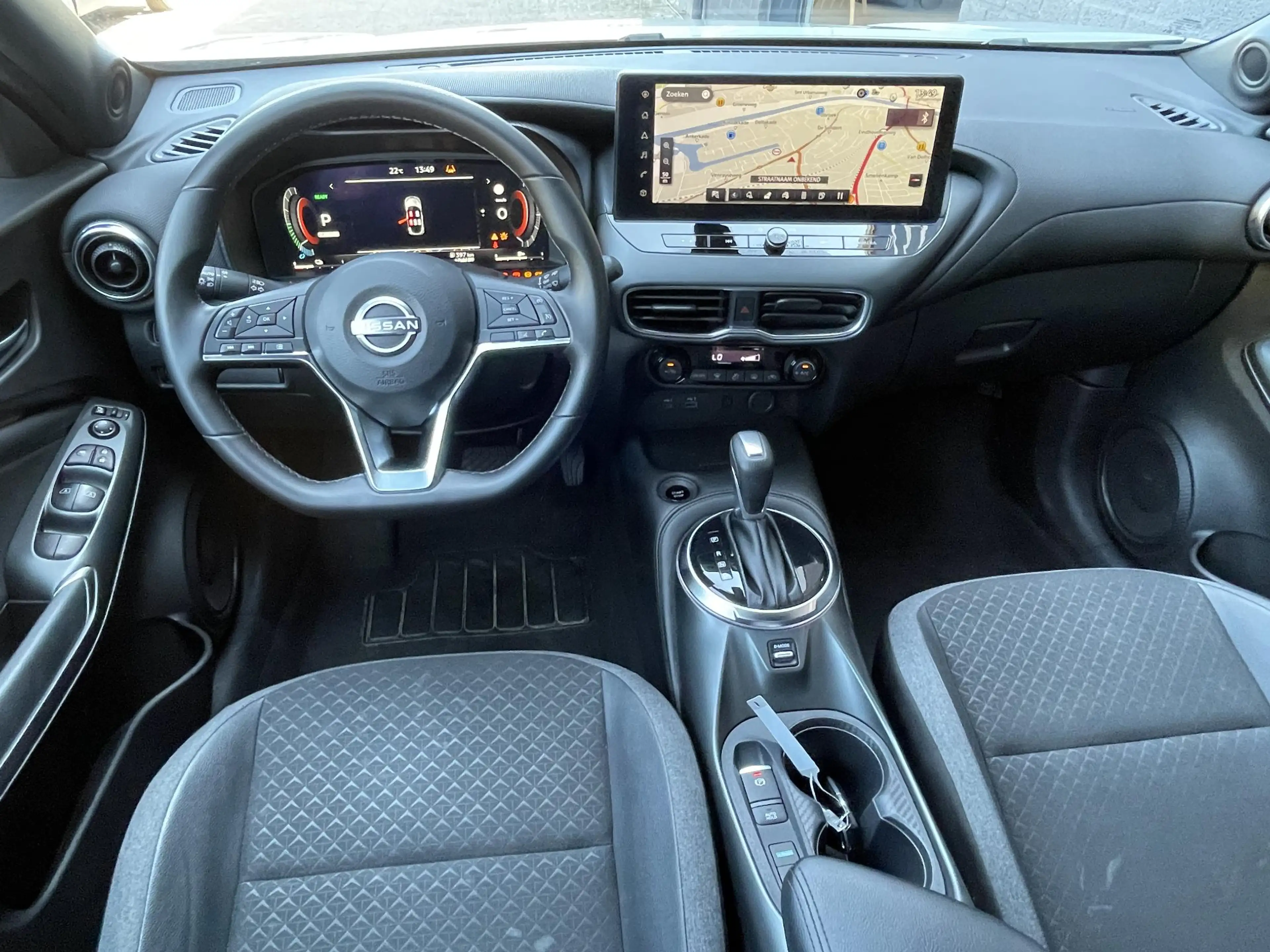 Nissan Juke 1.6 Hybrid N-Connecta | Navigatie | Camera | Clima — photo 3