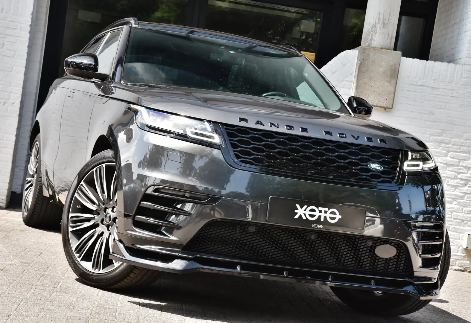 Land Rover Range Rover Velar P250 R DYNAMIC S BLACK DESIGN ***22"ALU/PANODAK*** Gris - 2
