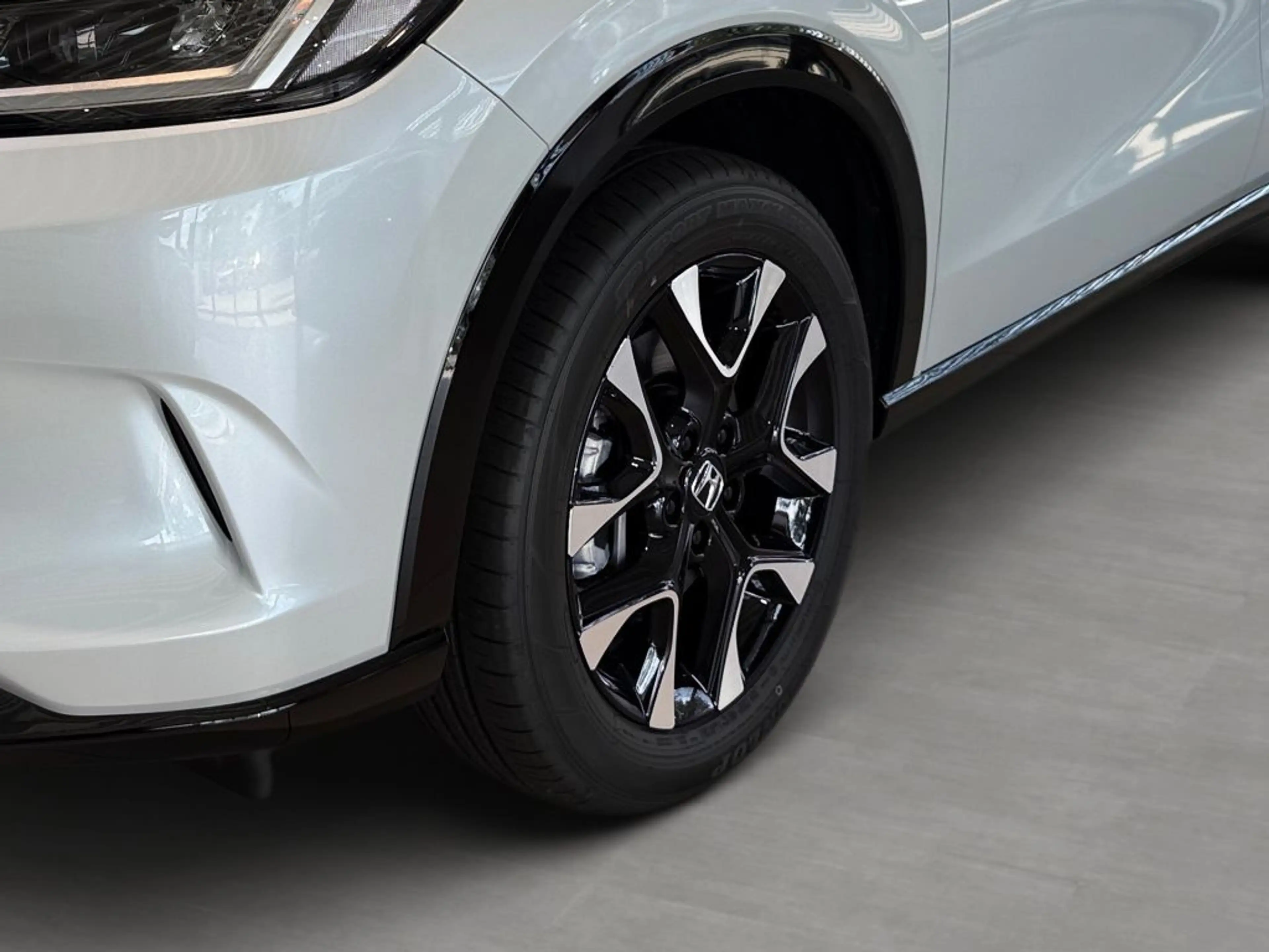Honda ZR-V e:HEV 2.0 i-MMD Hybrid Advance — photo 6