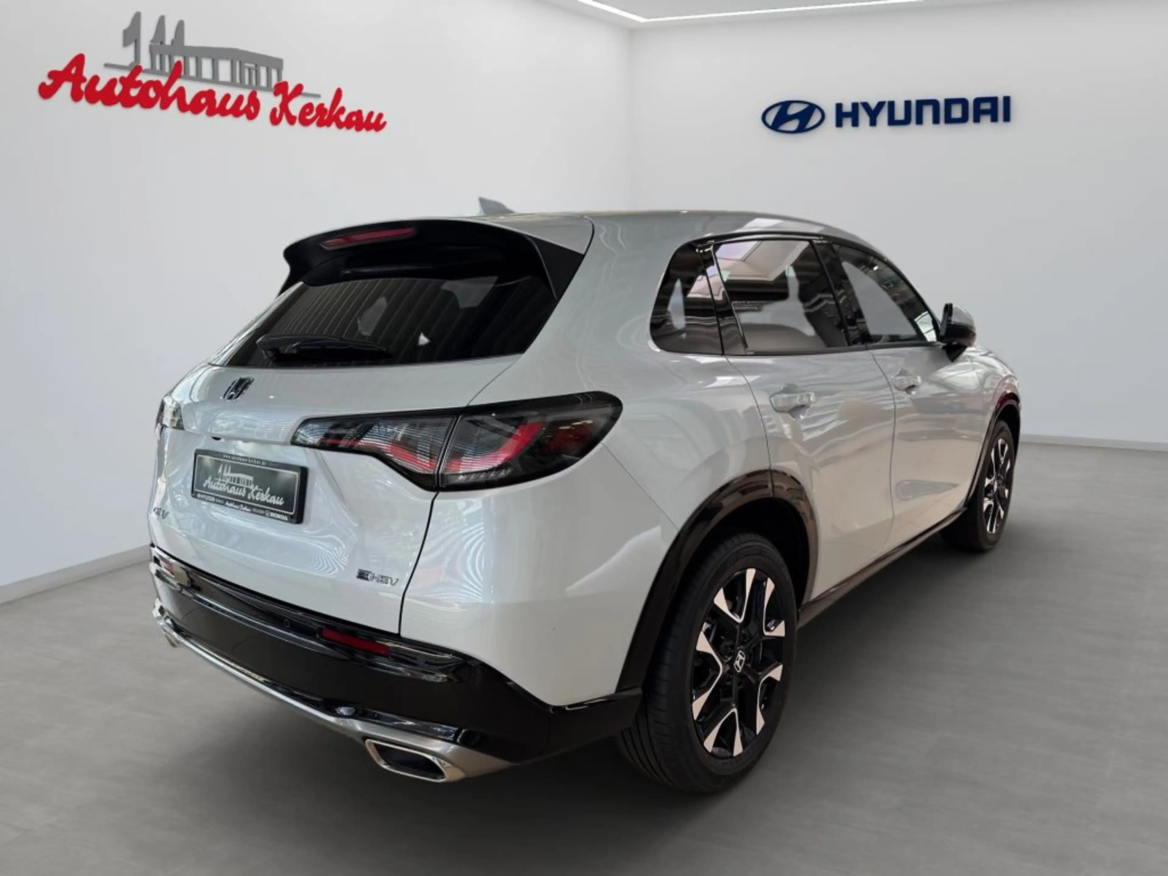 Honda ZR-V e:HEV 2.0 i-MMD Hybrid Advance — photo 3