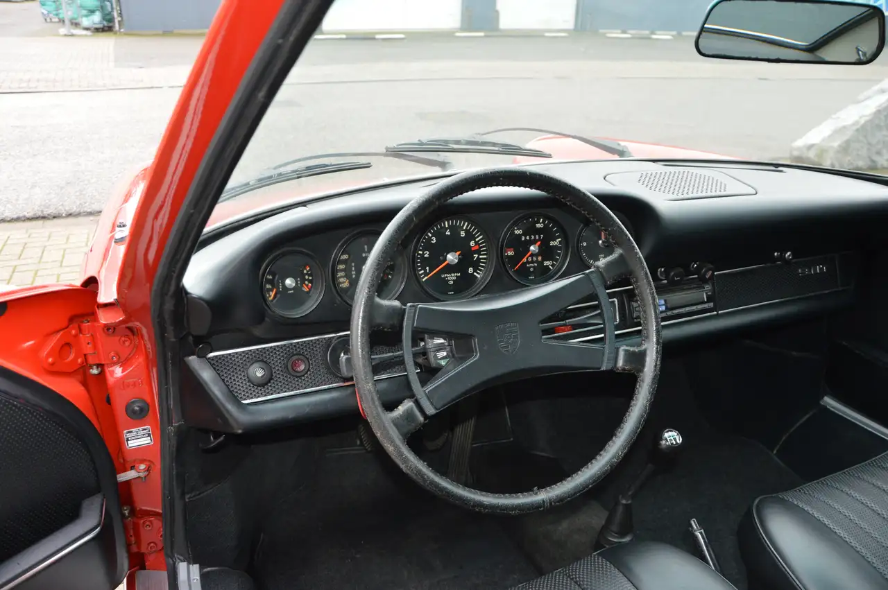 Porsche 911 T 2.2 Coupe Matchingnumbers, foto 9