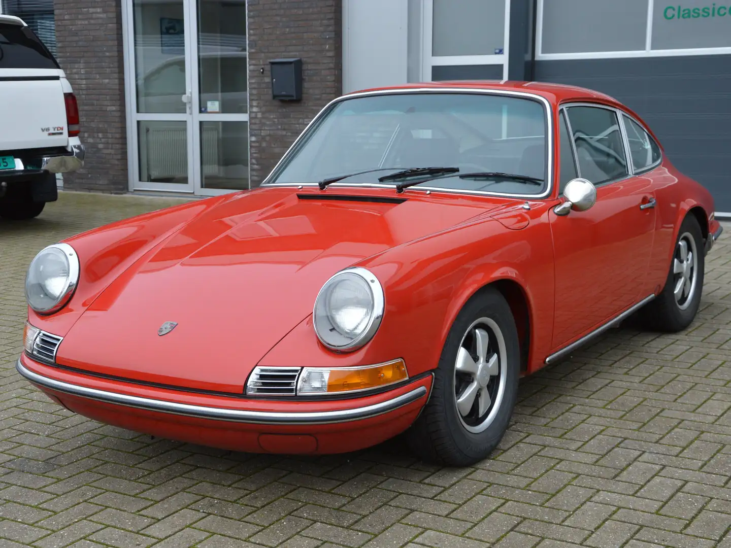 Porsche 911 911 T  2.2 Coupe Matchingnumbers Rood - 1