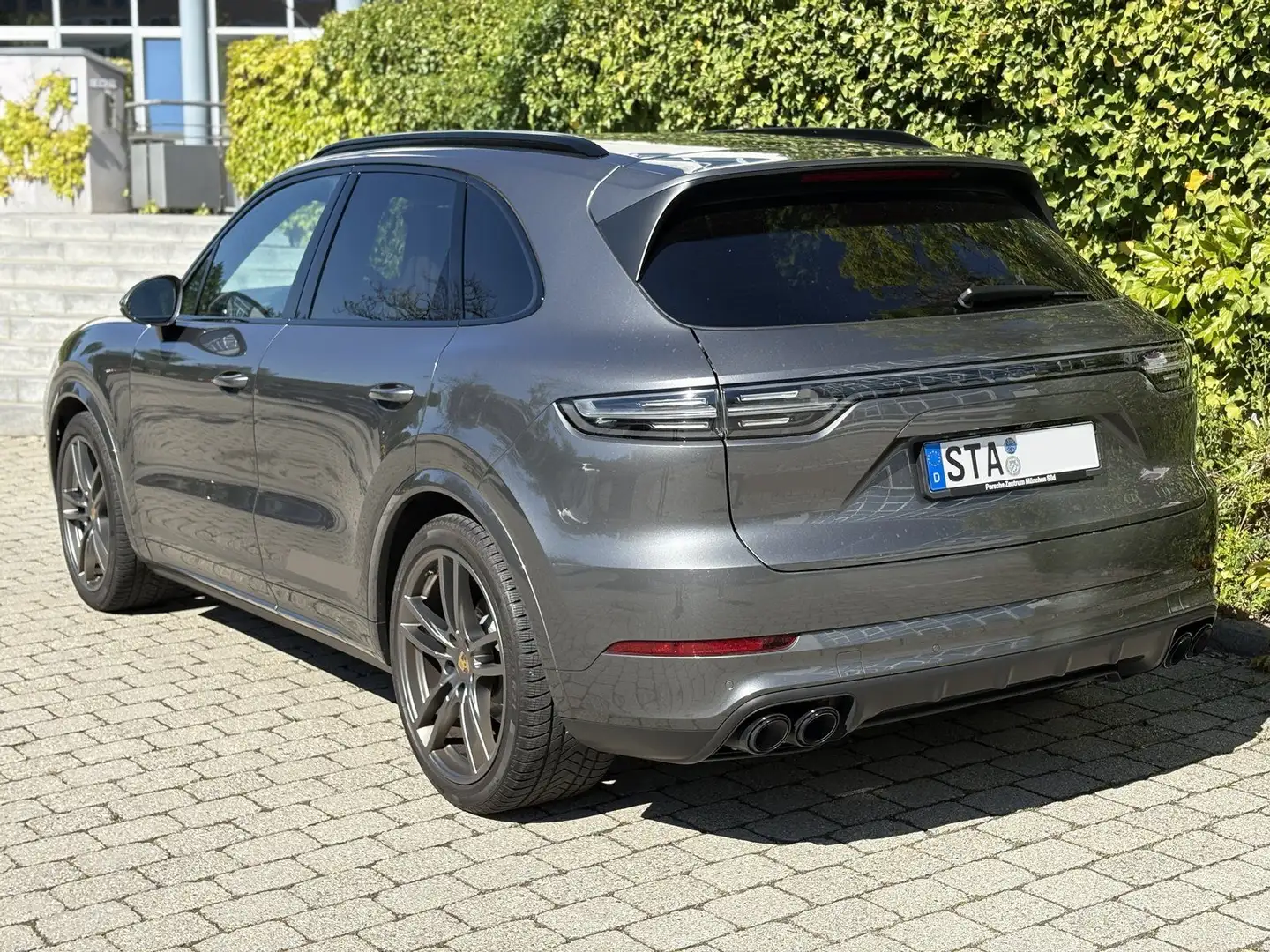 Porsche Cayenne Sport Design SpoSi Luft LED El.Heckkl. Navi AUT PD Negro - 2