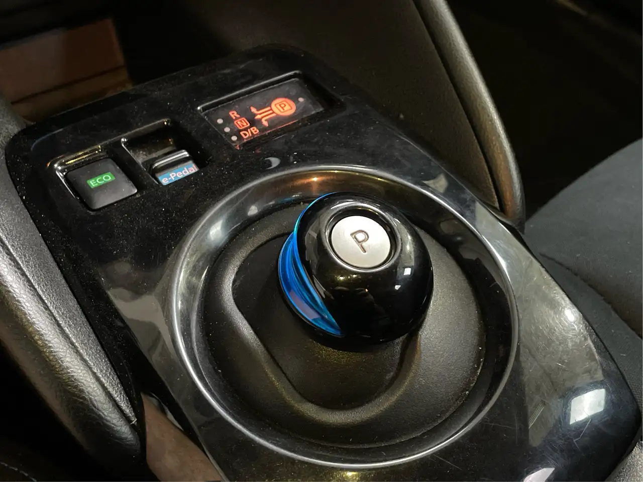 Nissan Leaf снимка Nissan Leaf