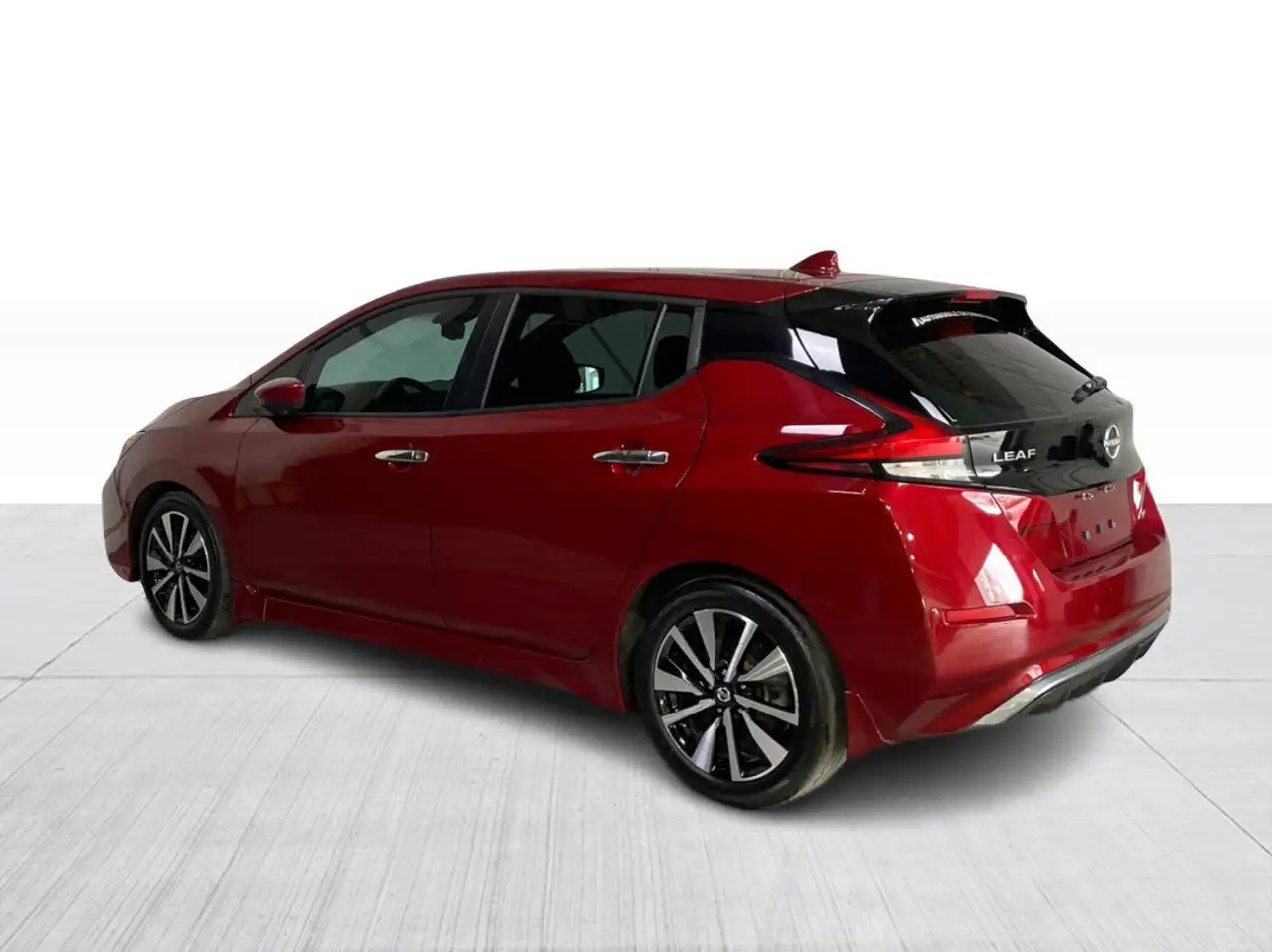 Nissan Leaf снимка Nissan Leaf