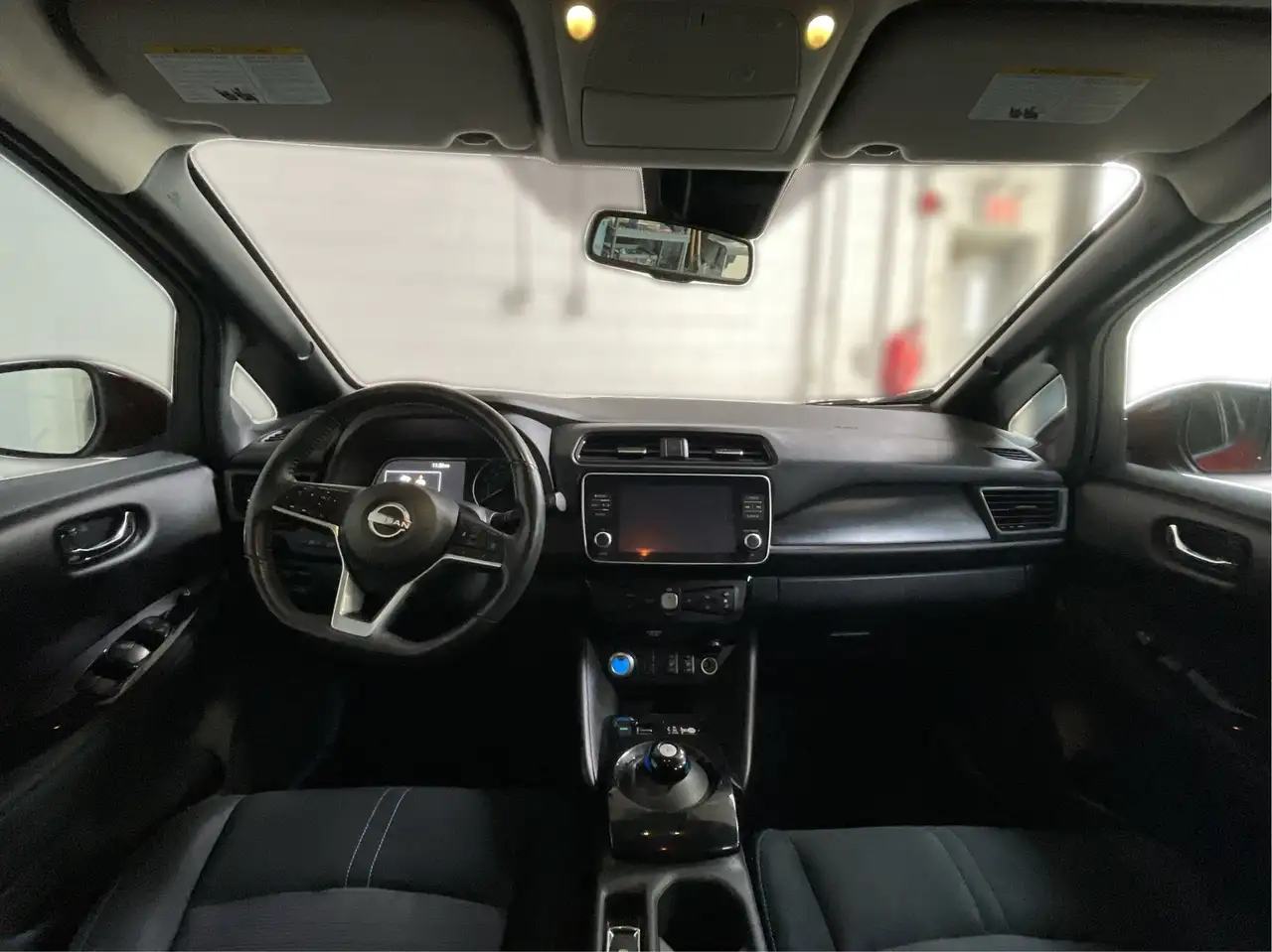 Nissan Leaf снимка Nissan Leaf