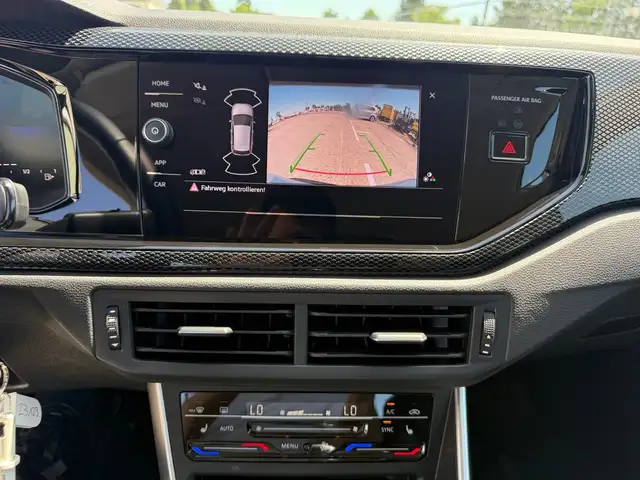 Volkswagen Polo view 13