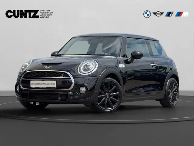 Mini Cooper Cooper view 2