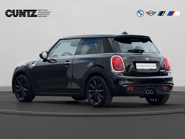 Mini Cooper Cooper view 8