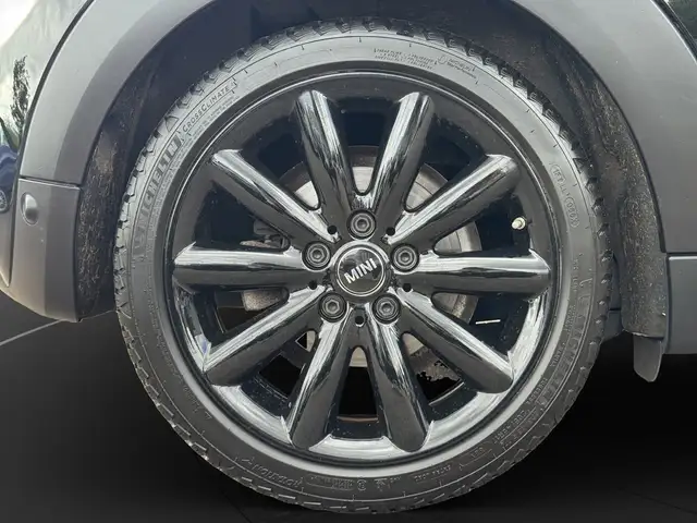 Mini Cooper Cooper view 13
