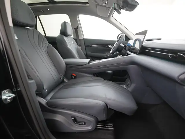 Geely E5 view 2