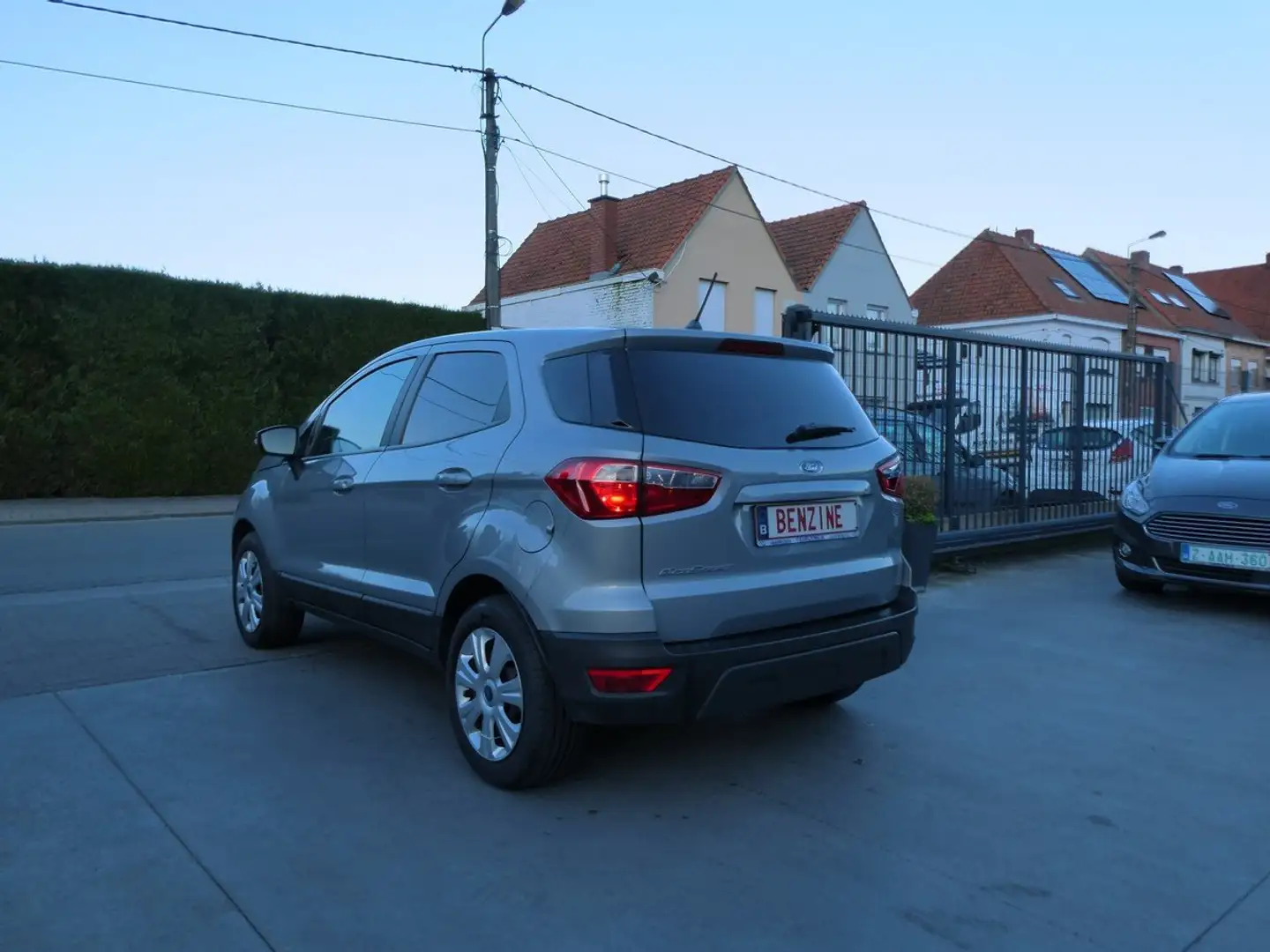 Ford EcoSport 1.0 i ecoboost 100pk Business Luxe '22 (35716) Fekete - 2