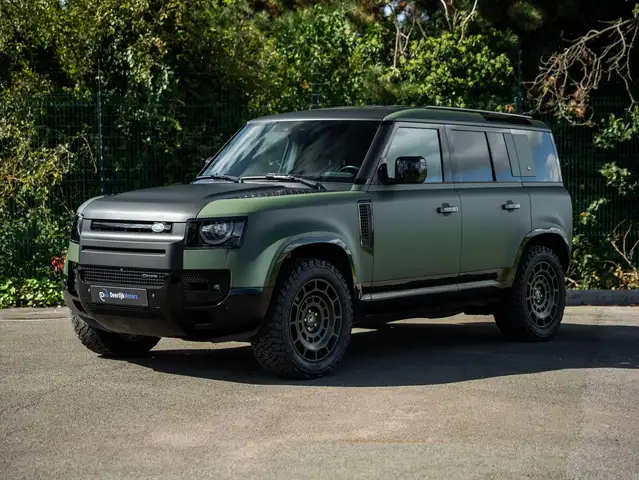 2021 Land Rover Defender in Green for sale