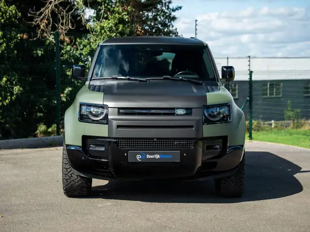 Land Rover Defender view 2