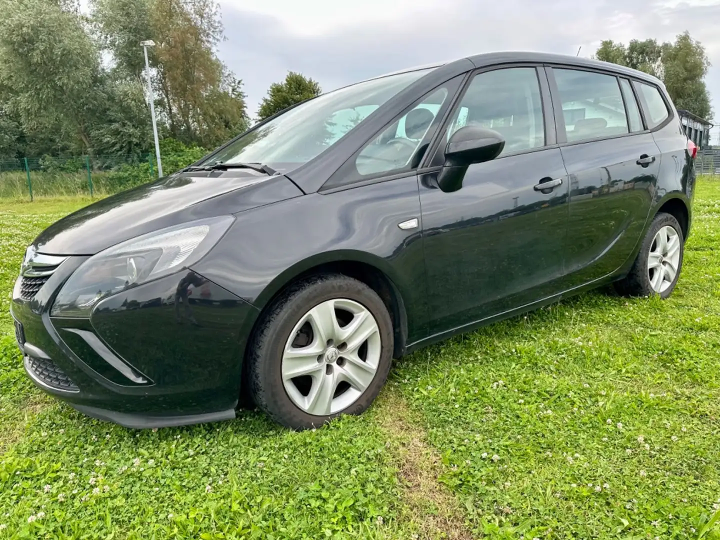 Opel Zafira Tourer Zafira C Tourer Benzin/Gas Noir - 2