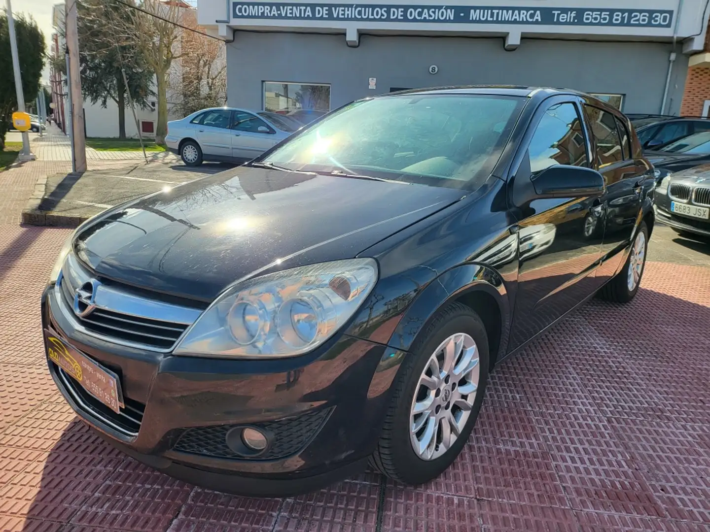 Opel Astra 1.7CDTi Energy Negro - 1