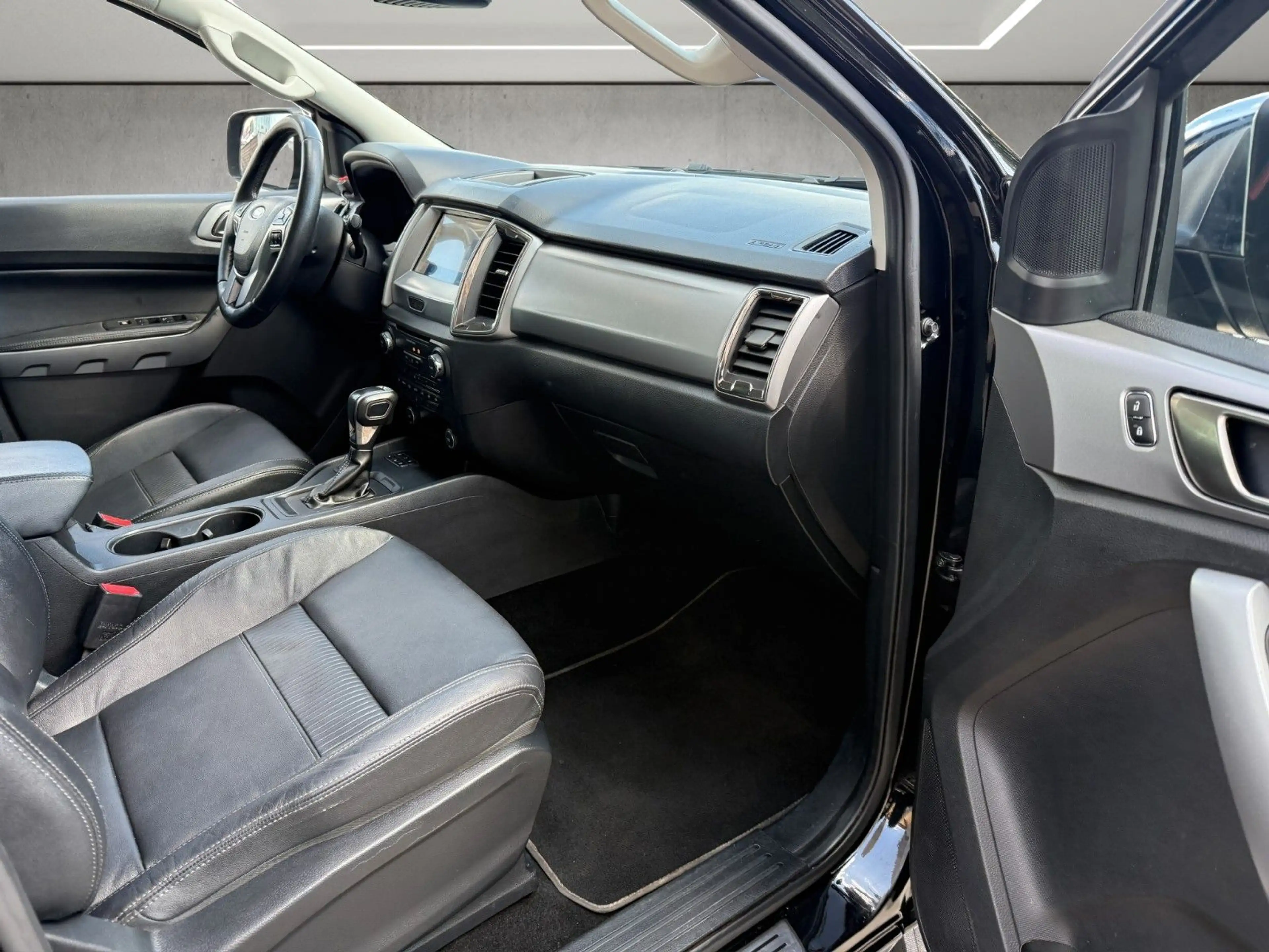 Ford Ranger Limited Doppelkabine 4x4 ACC*AHK 3,5t.*LE — photo 14