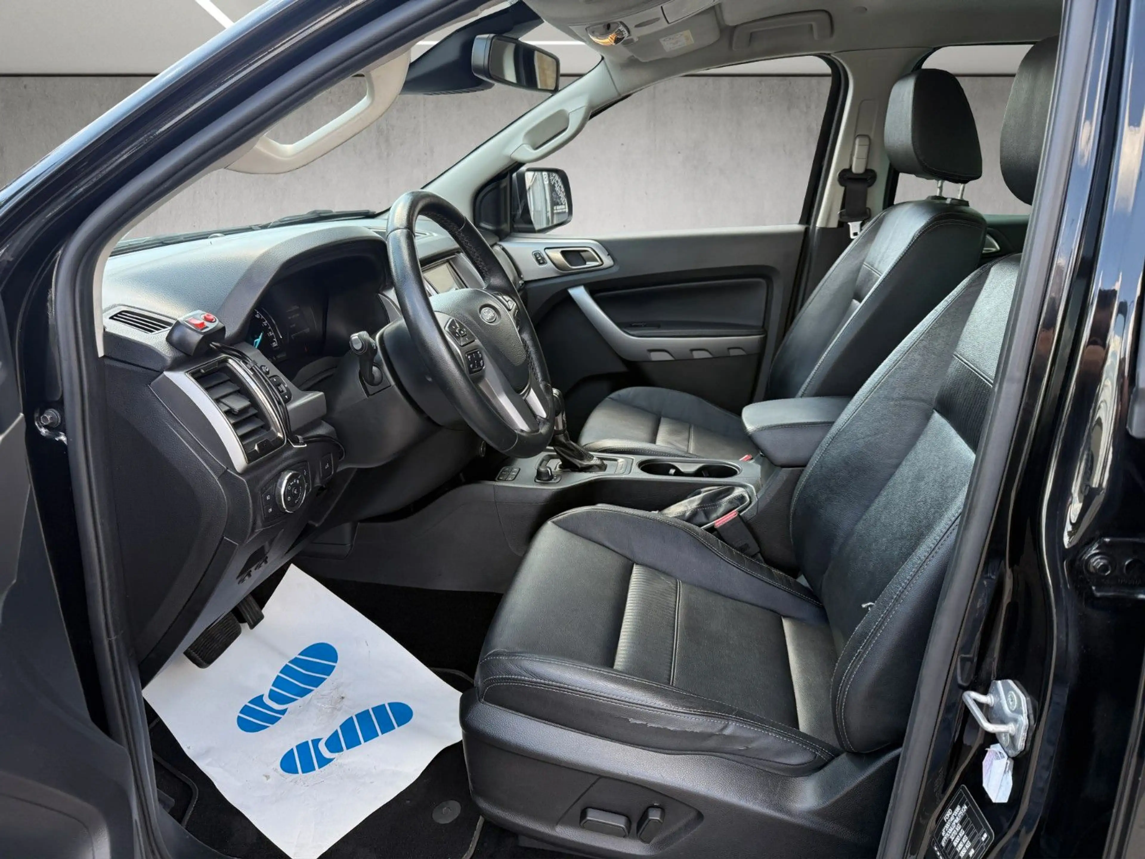 Ford Ranger Limited Doppelkabine 4x4 ACC*AHK 3,5t.*LE — photo 9