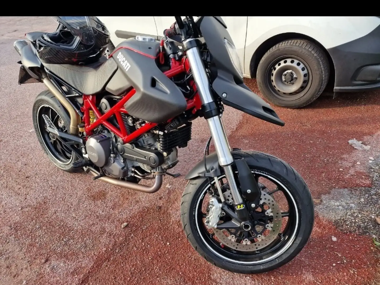 Ducati Hypermotard 796 Nero - 1