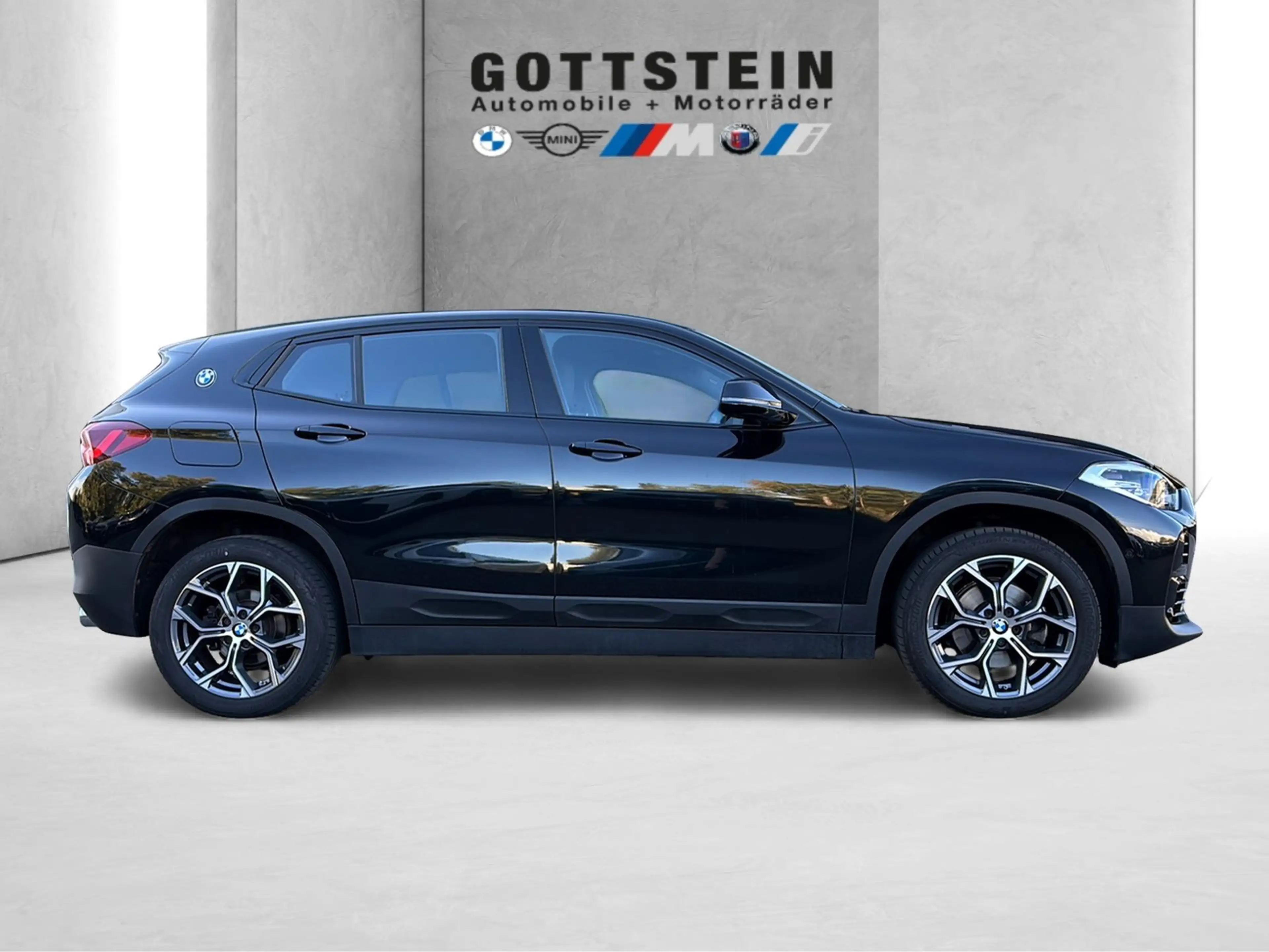 BMW X2 sDrive18d Advantage Plus — photo 6