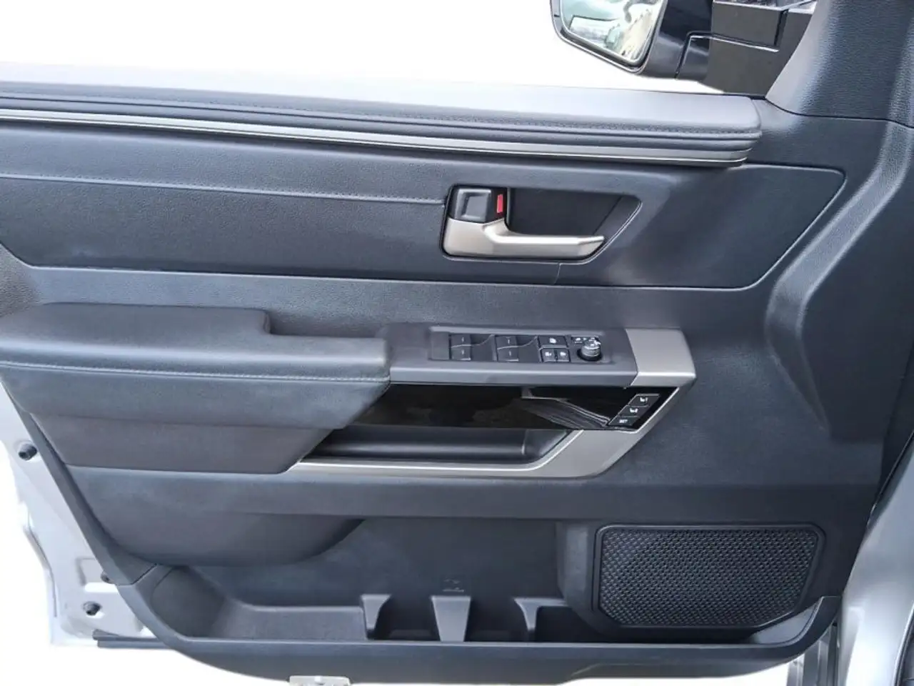 Toyota Tundra снимка Toyota Tundra