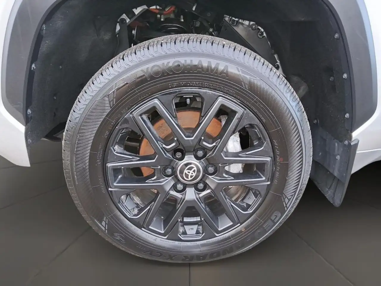Toyota Tundra снимка Toyota Tundra