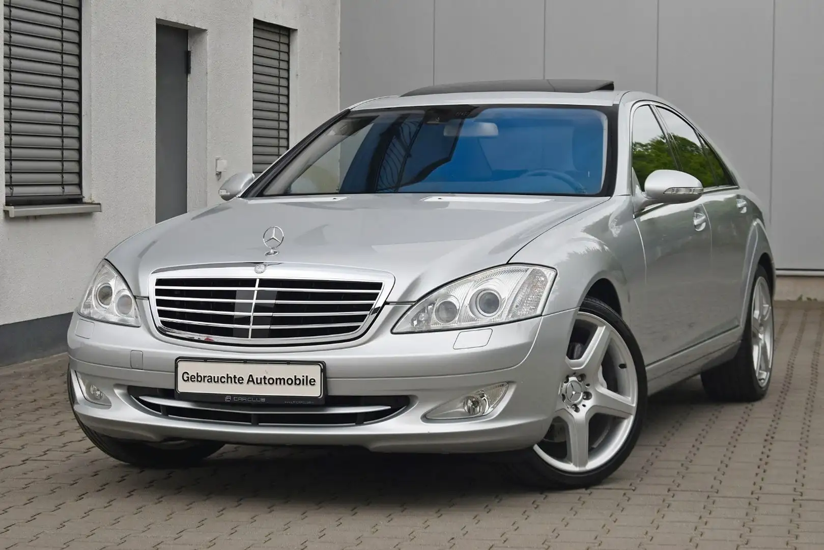 Mercedes-Benz S 500 *Massage! Kamera! Distronic! 20Zoll AMG!* Stříbrná - 2