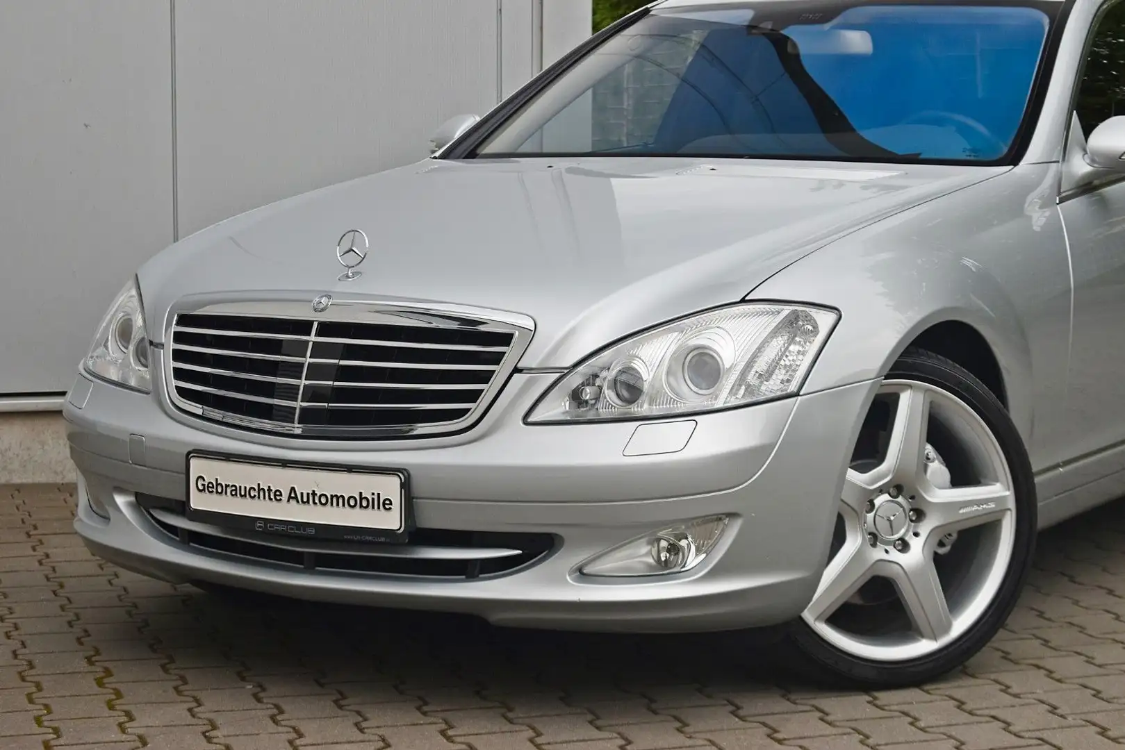 Mercedes-Benz S 500 *Massage! Kamera! Distronic! 20Zoll AMG!* Stříbrná - 1