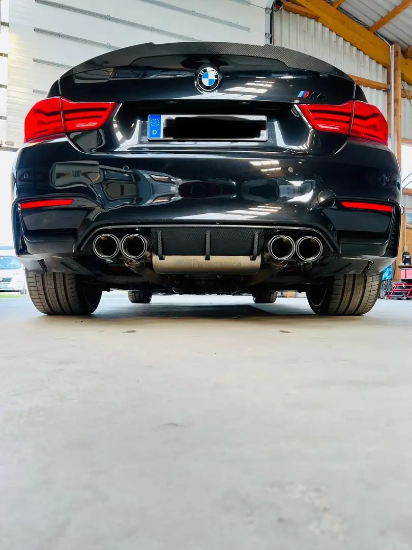 BMW M4 Competition Czarny - 1