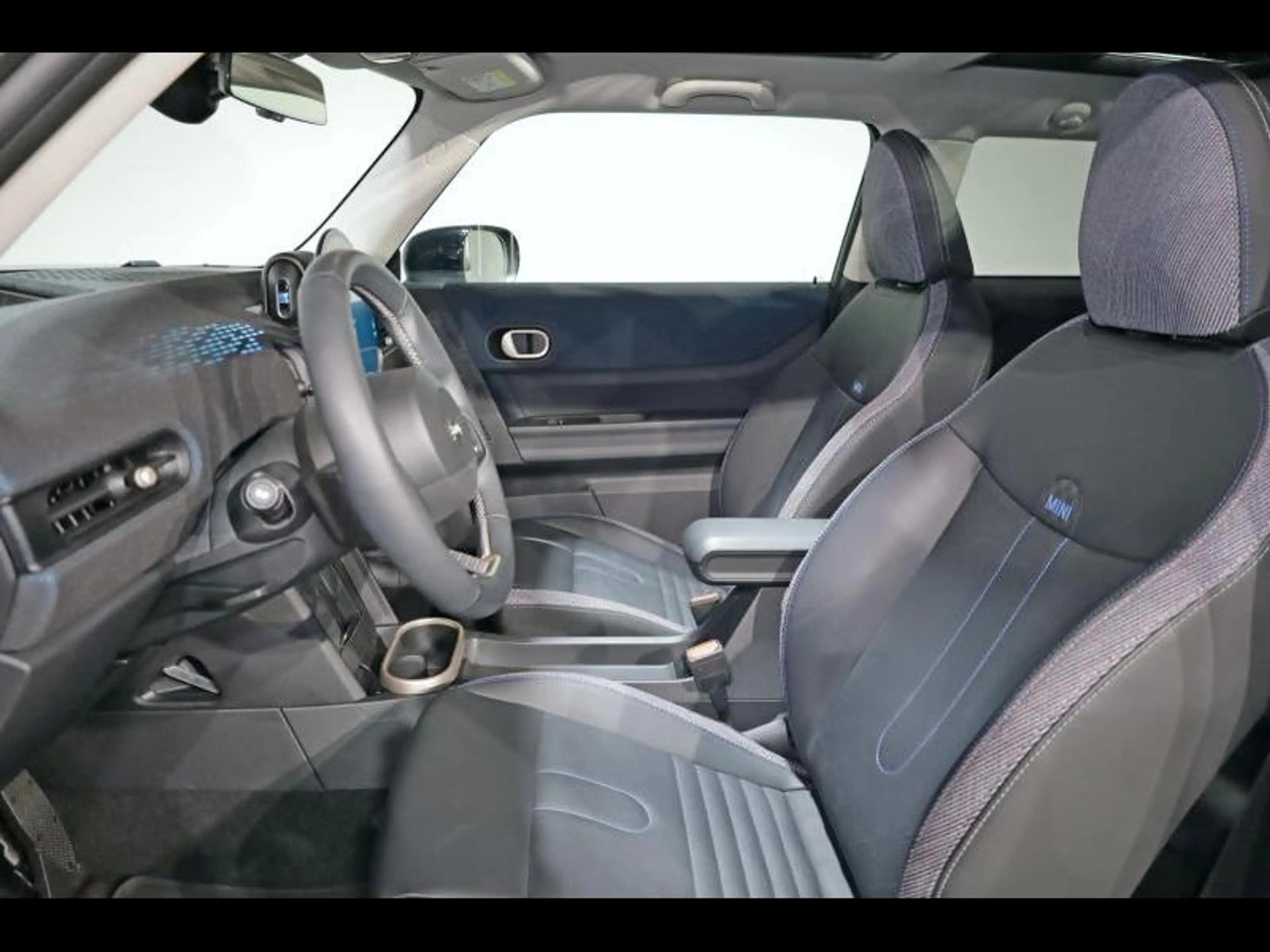 MINI Cooper C — photo 9