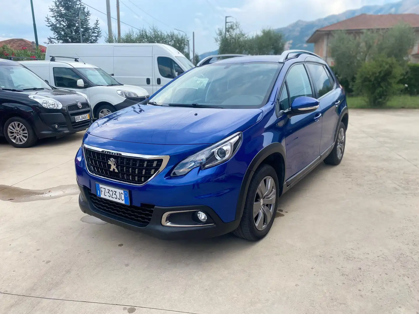 Peugeot 2008 2008 1.5 bluehdi Signature s Azul - 2